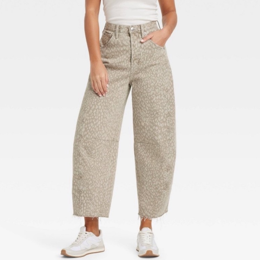 Universal Thread High Rise Ankle Jeans - Animal Print